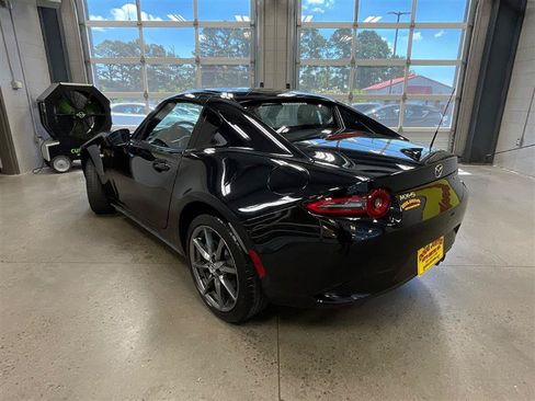 Used 2024 MAZDA MX-5 Miata RF Grand Touring RWD image 3