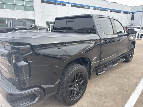 Used 2022 Chevrolet Silverado 1500 RST w/ Convenience Package II image 3