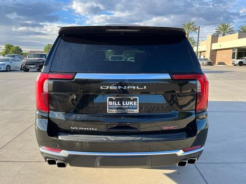 Used 2025 GMC Yukon Denali AWD/4WD image 9