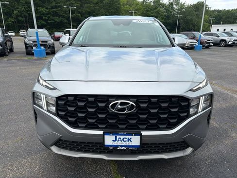 Used 2023 Hyundai Santa Fe SE AWD/4WD image 2