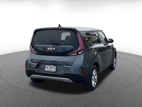Used 2025 Kia Soul LX w/ LX Technology Package FWD image 13