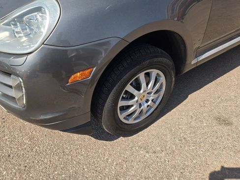 Used 2009 Porsche Cayenne AWD/4WD image 5