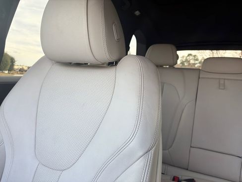 Used 2021 BMW X5 xDrive40i w/ Premium Package image 15