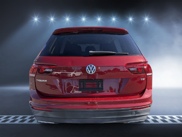 Used 2018 Volkswagen Tiguan S FWD image 4