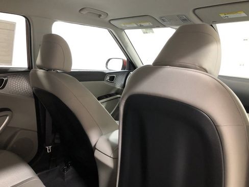 New 2025 Kia Soul LX w/ LX Technology Package image 11