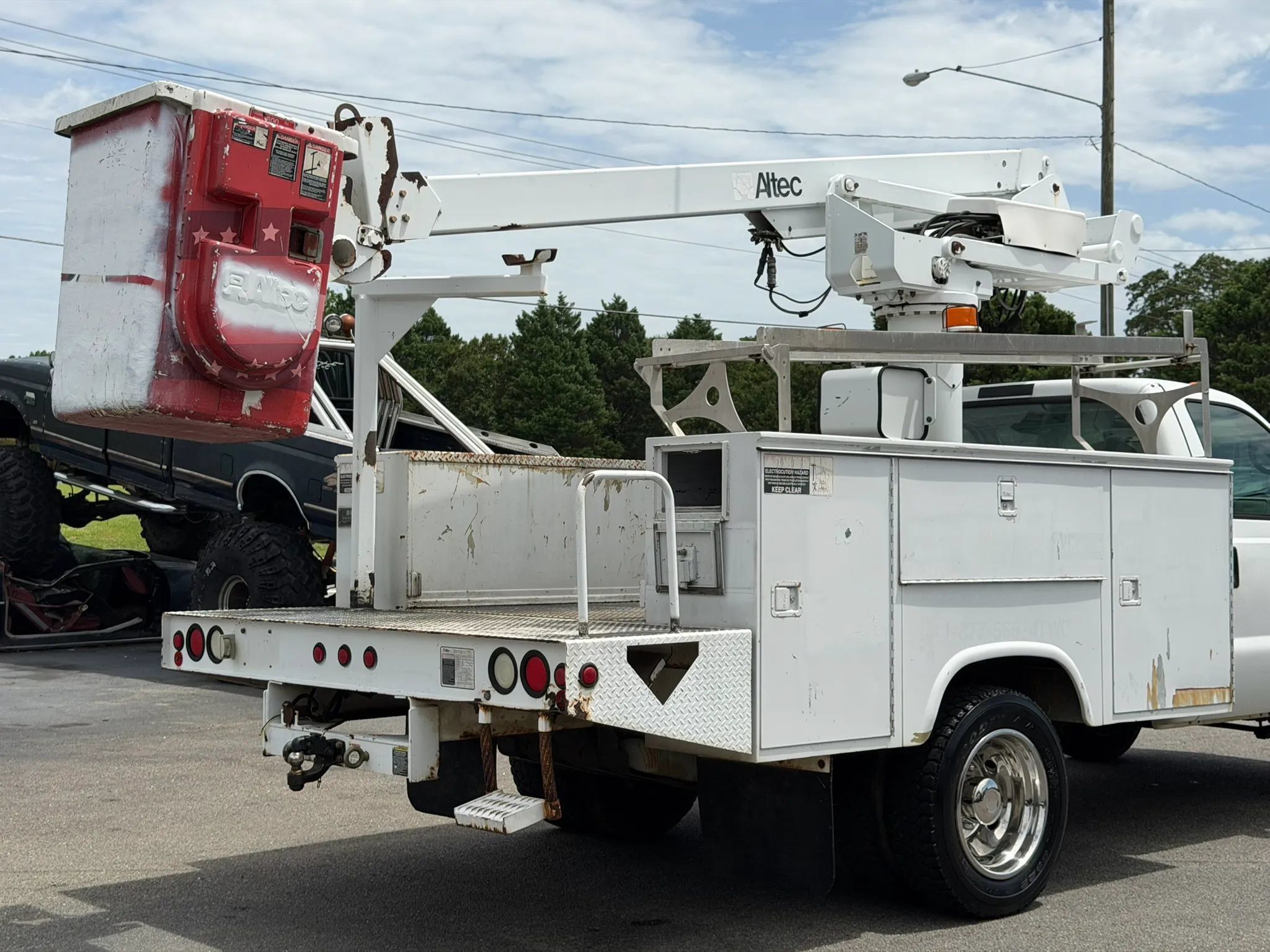 Used 2002 Ford F450 2WD Regular Cab Super Duty image 9