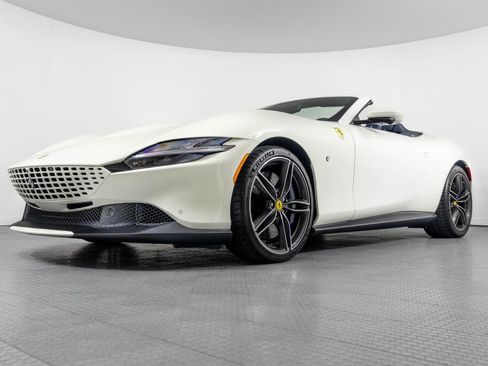 Certified 2024 Ferrari Roma Spider RWD image 17