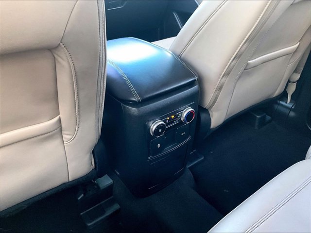 Used 2023 Ford Explorer XLT w/ Equipment Group 202A RWD image 22