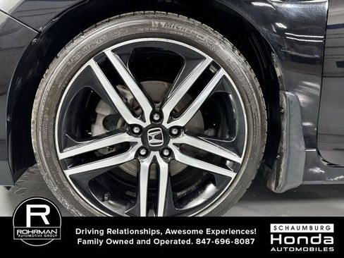 Used 2016 Honda Accord Touring image 5