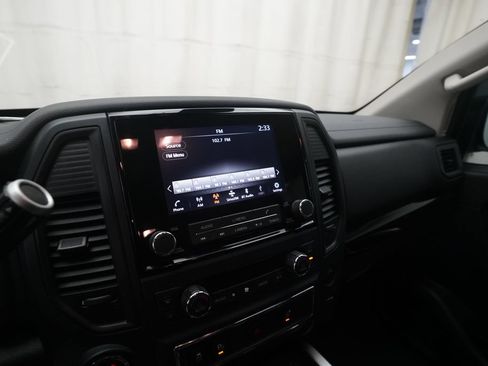 Used 2024 Nissan Titan SV w/ SV Convenience Package AWD/4WD image 6