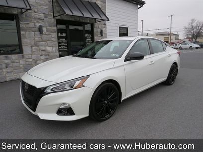 Used 2022 Nissan Altima 2.5 SR w/ Midnight Edition Package