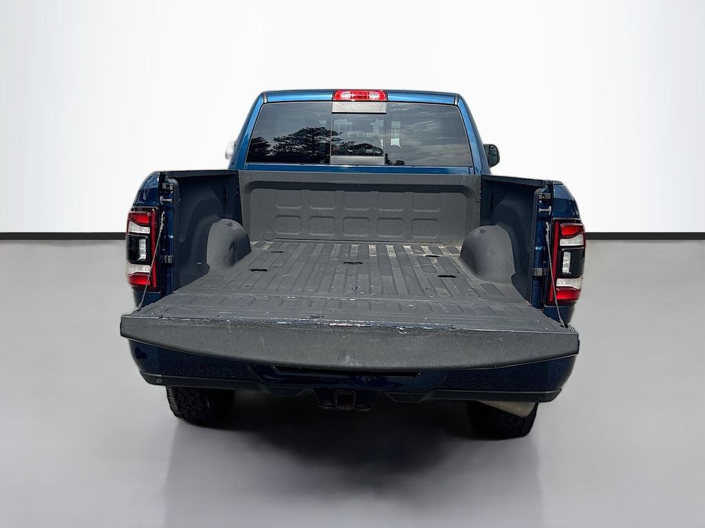 Used 2022 RAM 3500 Laramie w/ Night Edition AWD/4WD image 9