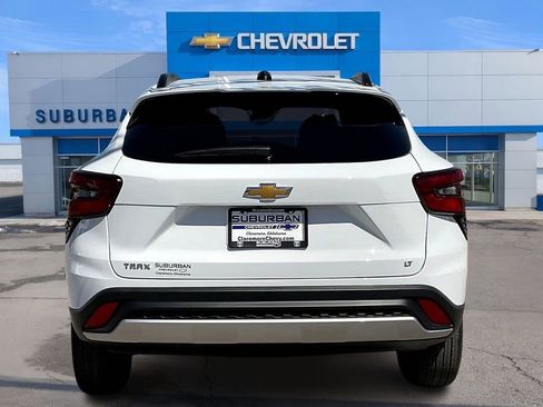 New 2026 Chevrolet Trax LT image 4
