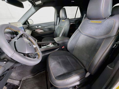 Used 2026 Ford Explorer Tremor w/ Tremor Ultimate Package AWD/4WD image 2