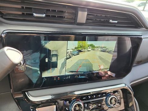 Used 2025 GMC Sierra 2500 AT4X AWD/4WD image 22