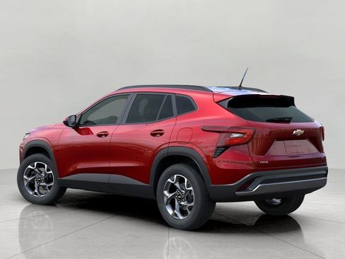 New 2026 Chevrolet Trax LT w/ Driver Confidence Package FWD image 3