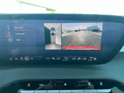 Used 2025 Buick Enclave Preferred FWD image 22