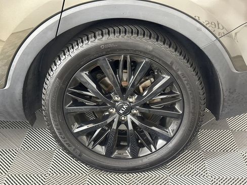 Used 2021 Kia Telluride SX w/ SX Prestige Package AWD/4WD image 10