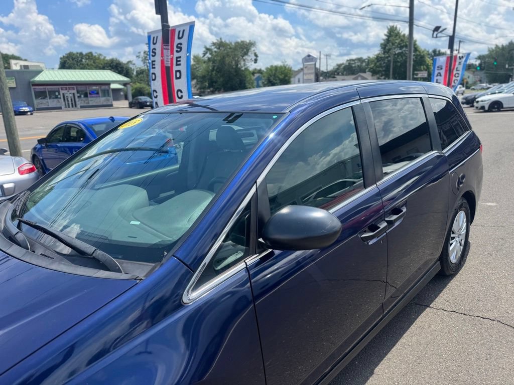 Used 2015 Honda Odyssey LX image 10