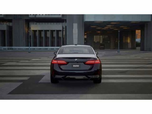 New 2026 BMW 530i w/ M Sport Package image 5