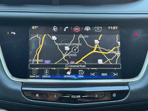 Used 2017 Cadillac XT5 Luxury w/ Driver Awareness Package FWD image 23