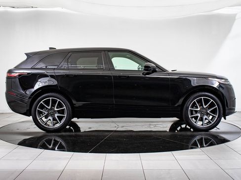 Used 2022 Land Rover Range Rover Velar S image 11