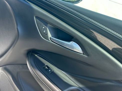 Used 2020 Buick Envision Essence AWD/4WD image 47