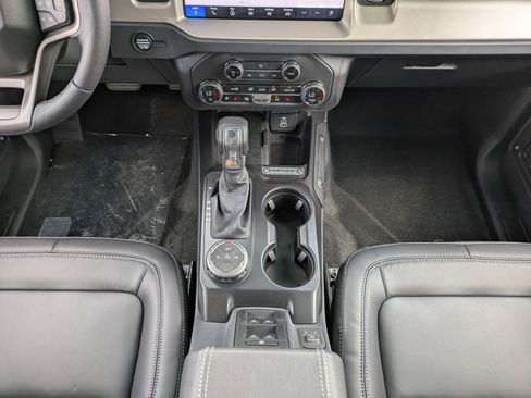 New 2026 Ford Bronco Outer Banks AWD/4WD image 20