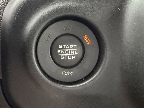 Used 2020 Jeep Gladiator Sport w/ Quick Order Package 24S image 20