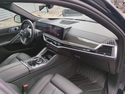 Used 2024 BMW X6 M60i w/ Executive Package image 33