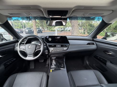 Used 2025 Lexus ES 350 w/ Premium Package FWD image 35