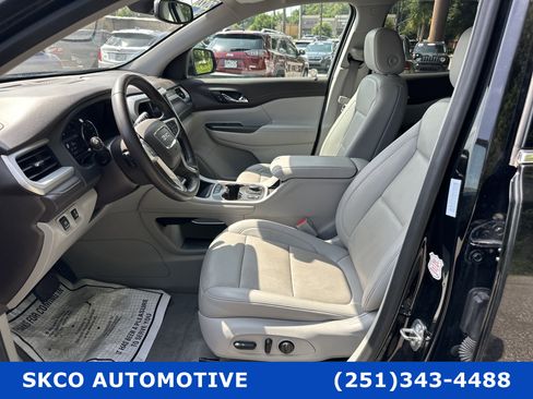 Used 2023 GMC Acadia SLT image 11