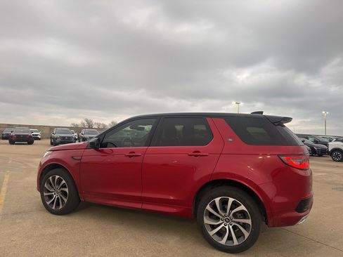 Used 2020 Land Rover Discovery Sport SE R-Dynamic image 14