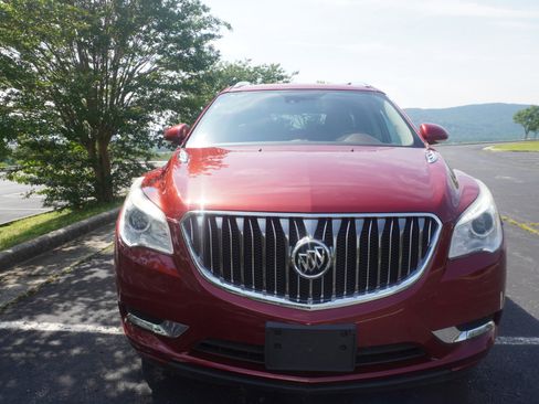 Used 2014 Buick Enclave Leather image 2