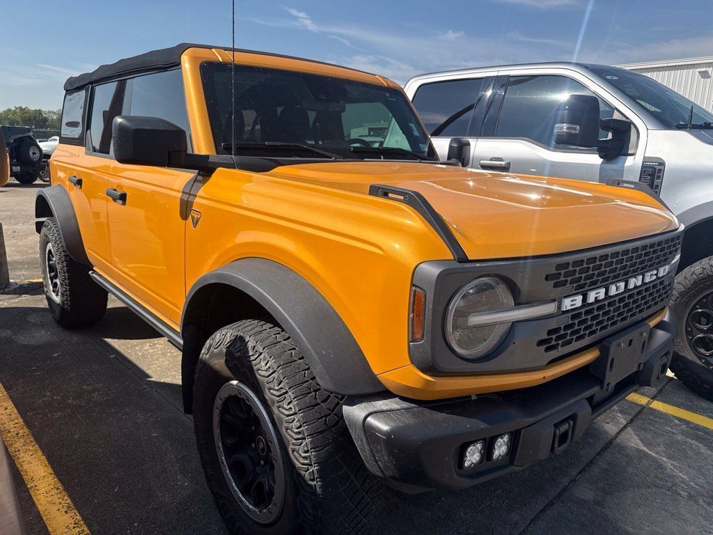 Used 2022 Ford Bronco Badlands w/ Sasquatch Package AWD/4WD image 3