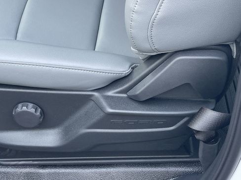 New 2026 Ford F250 XL w/ XL Chrome Package image 22