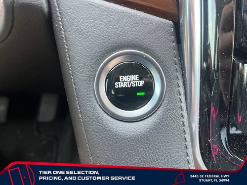 Used 2020 Cadillac Escalade ESV Premium Luxury RWD image 22