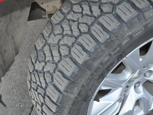 Used 2020 Chevrolet Silverado 1500 Custom w/ Custom Value Package image 35