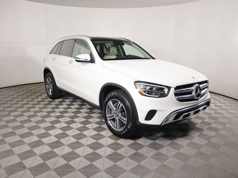 Certified 2022 Mercedes-Benz GLC 300 GLC 300 image 3