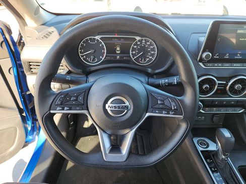 Used 2023 Nissan Sentra SV image 16