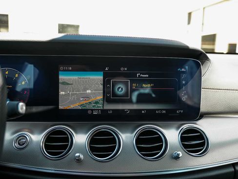 Used 2019 Mercedes-Benz E 53 AMG 4MATIC Sedan image 29