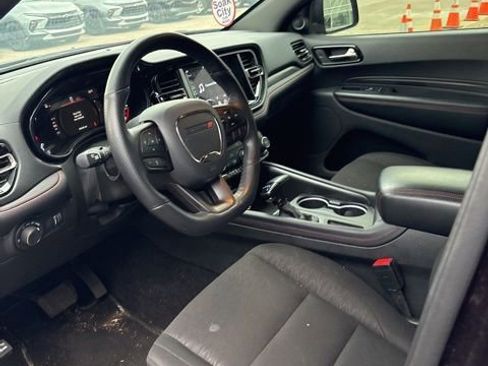 Used 2023 Dodge Durango GT w/ Blacktop Package AWD/4WD image 5