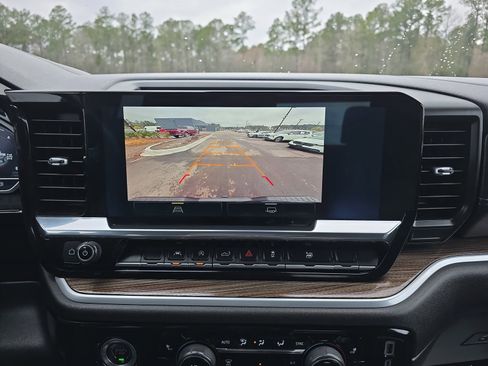 Used 2023 Chevrolet Silverado 1500 RST image 25