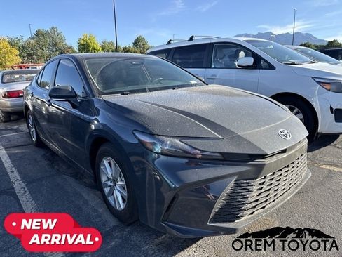 Used 2025 Toyota Camry LE w/ Convenience Package FWD image 1