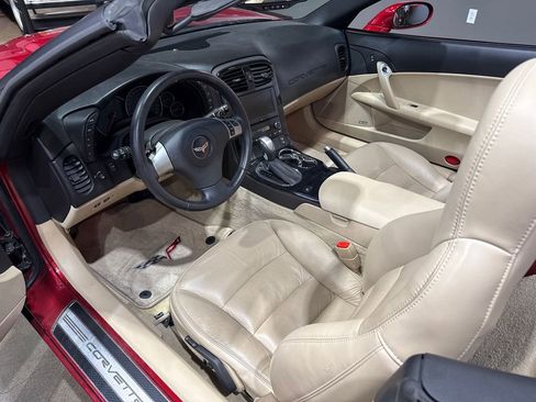 Used 2008 Chevrolet Corvette Convertible w/ Preferred Equipment Group RWD image 63