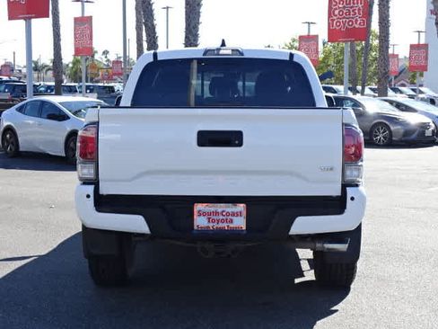 Certified 2022 Toyota Tacoma TRD Sport w/ TRD Premium Sport Package AWD/4WD image 14