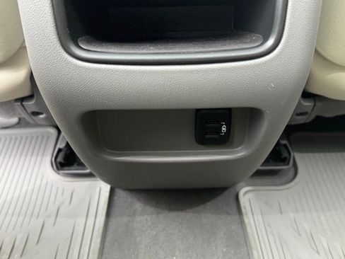 Used 2018 Cadillac XT5 Premium Luxury image 22