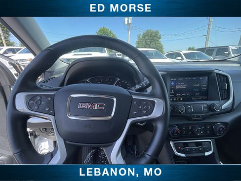 Certified 2024 GMC Terrain SLT AWD/4WD image 11
