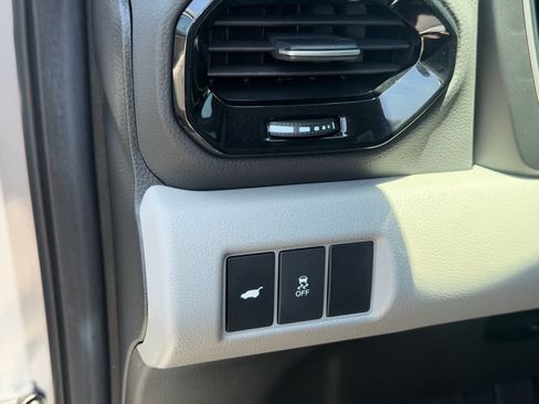 Used 2024 Honda Pilot EX-L image 18