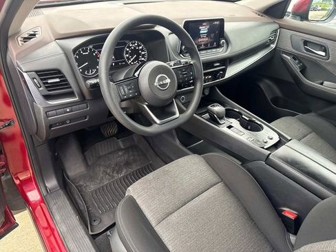 Used 2023 Nissan Rogue SV FWD image 25